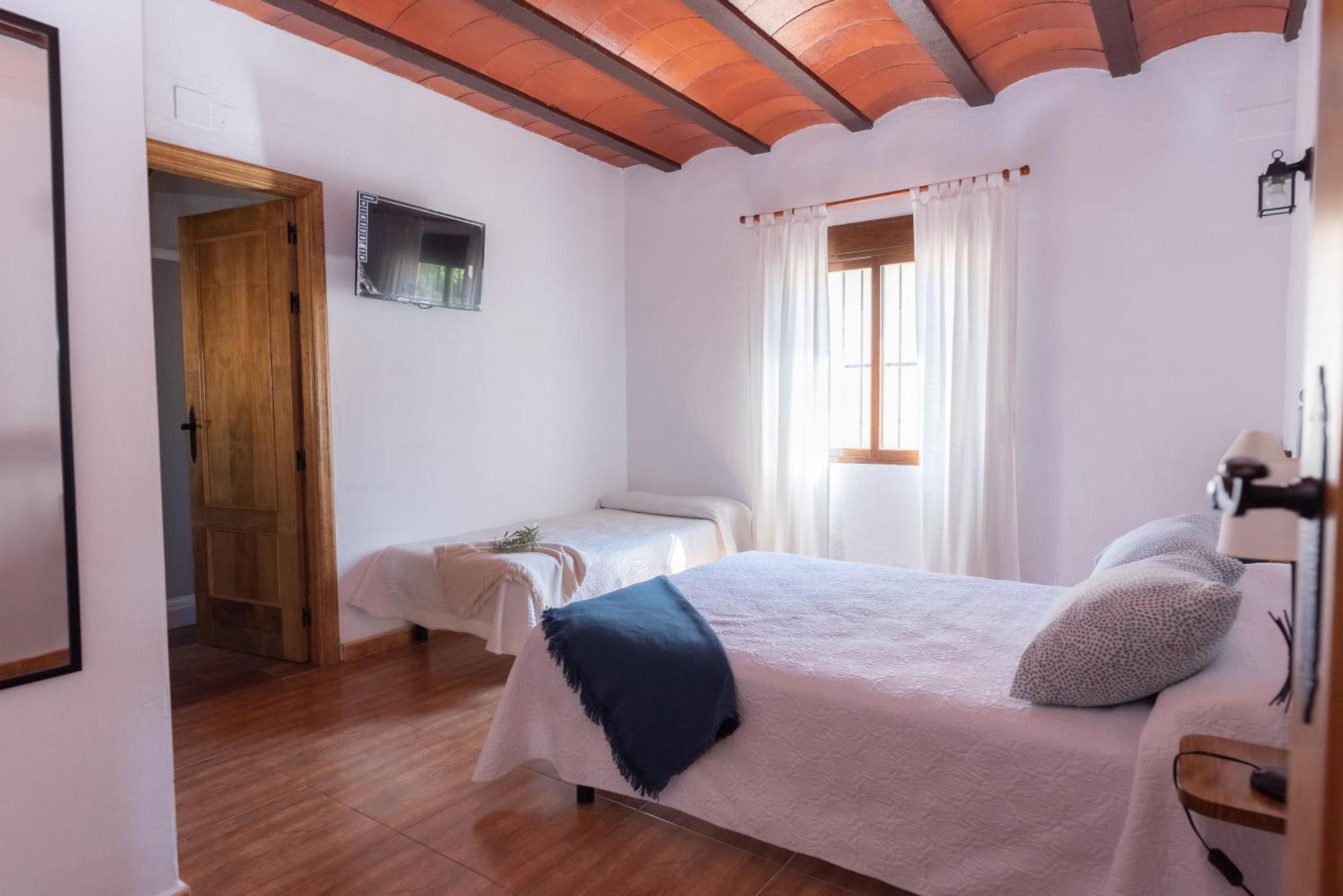 El Tejo Y Mirador Del Segura Landhaus Yeste