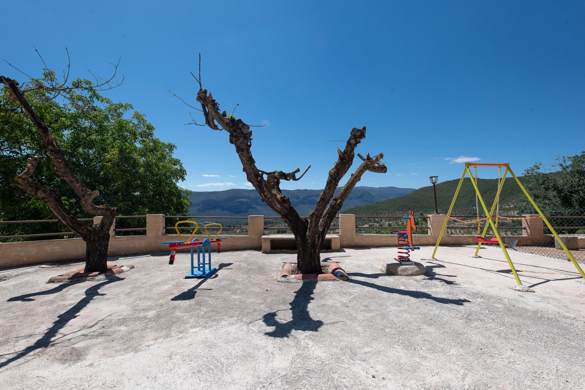 El Tejo Y Mirador Del Segura Yeste